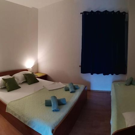 Apartments Sretna Градац Экстерьер фото
